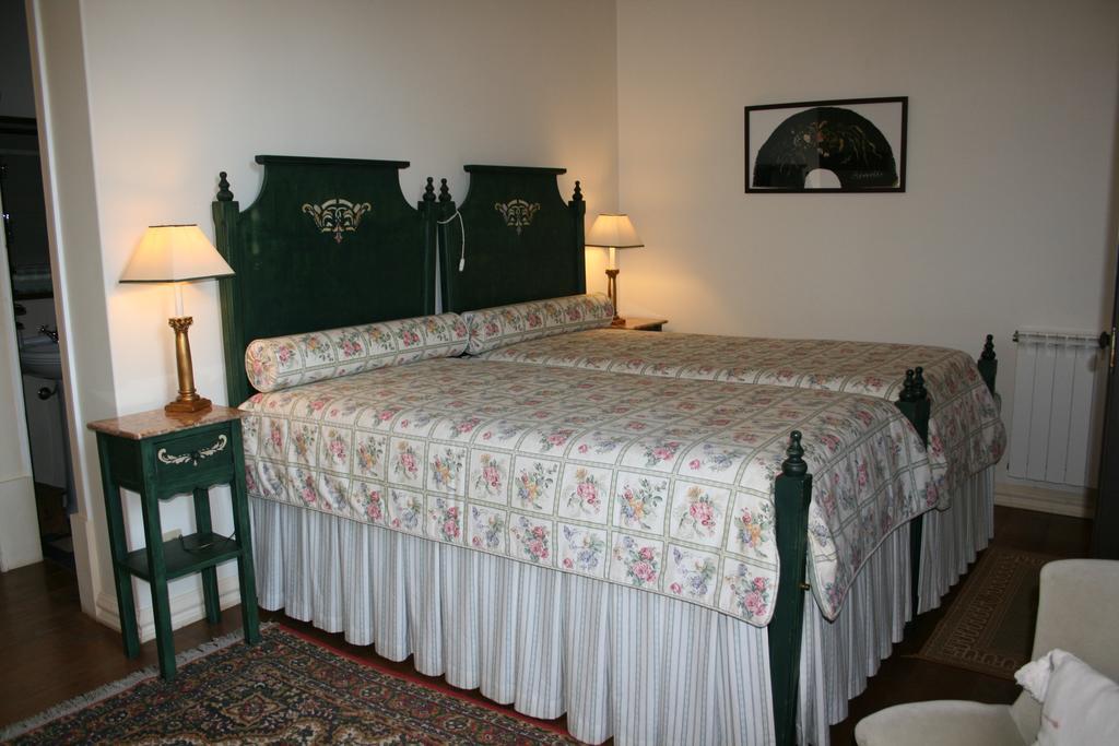 Casa Dos Vargos Bed and Breakfast Torres Novas Buitenkant foto